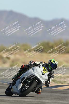 media/Oct-04-2025-CVMA (Sat) [[408bcdd6e4]]/Race 14-500-400-350 Supersport/